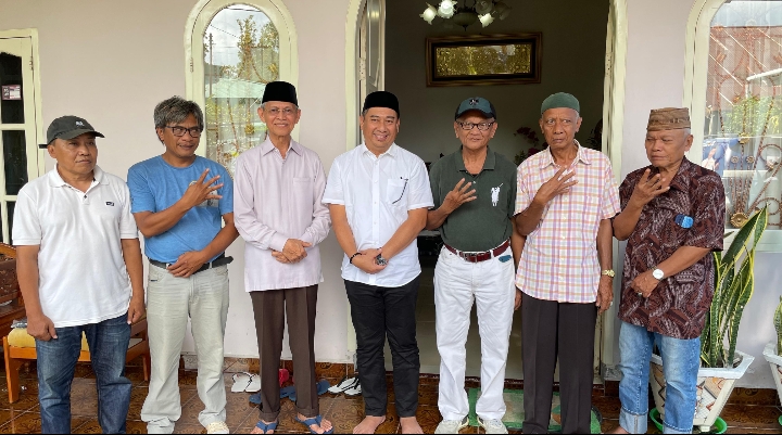 Calon Anggota DPR RI Bolaang Mongondow Raya Silaturahmi dengan Ketua Presidium Pemekaran PBMR//Foto: Istimewa