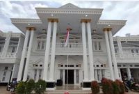 Gambar: tampak depan kantor Desa Rancah (fb)